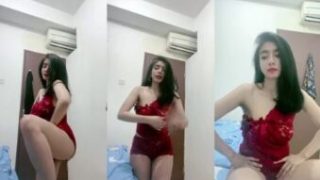 Goyangan Mahasiswi Cantik Lagi Gabut Ebot Sexy